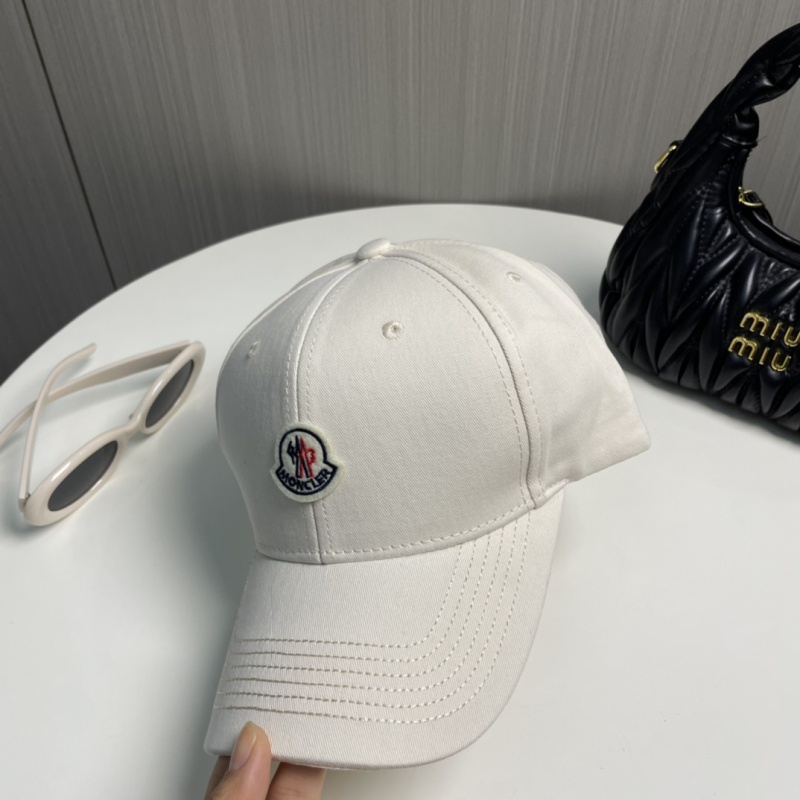 Бейсболка Moncler стильная