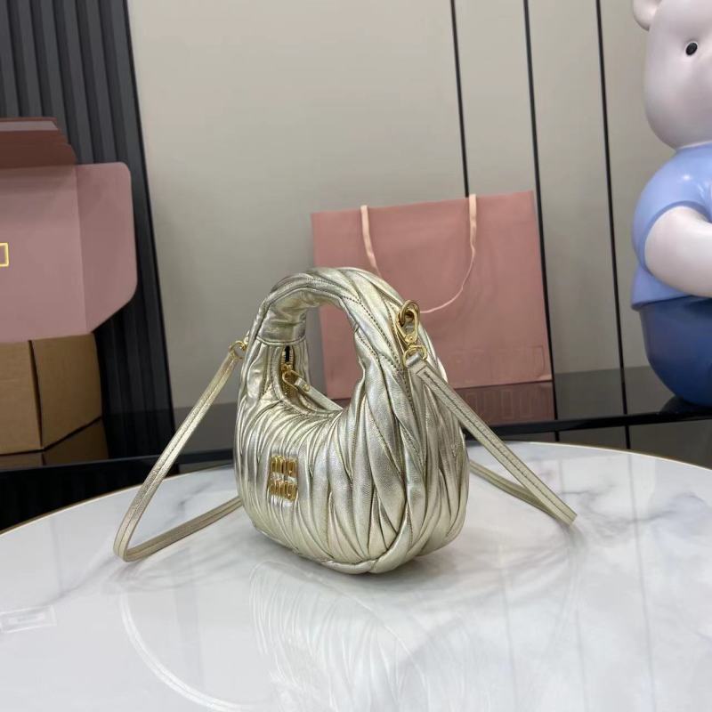 Сумка Miu Miu золотистая