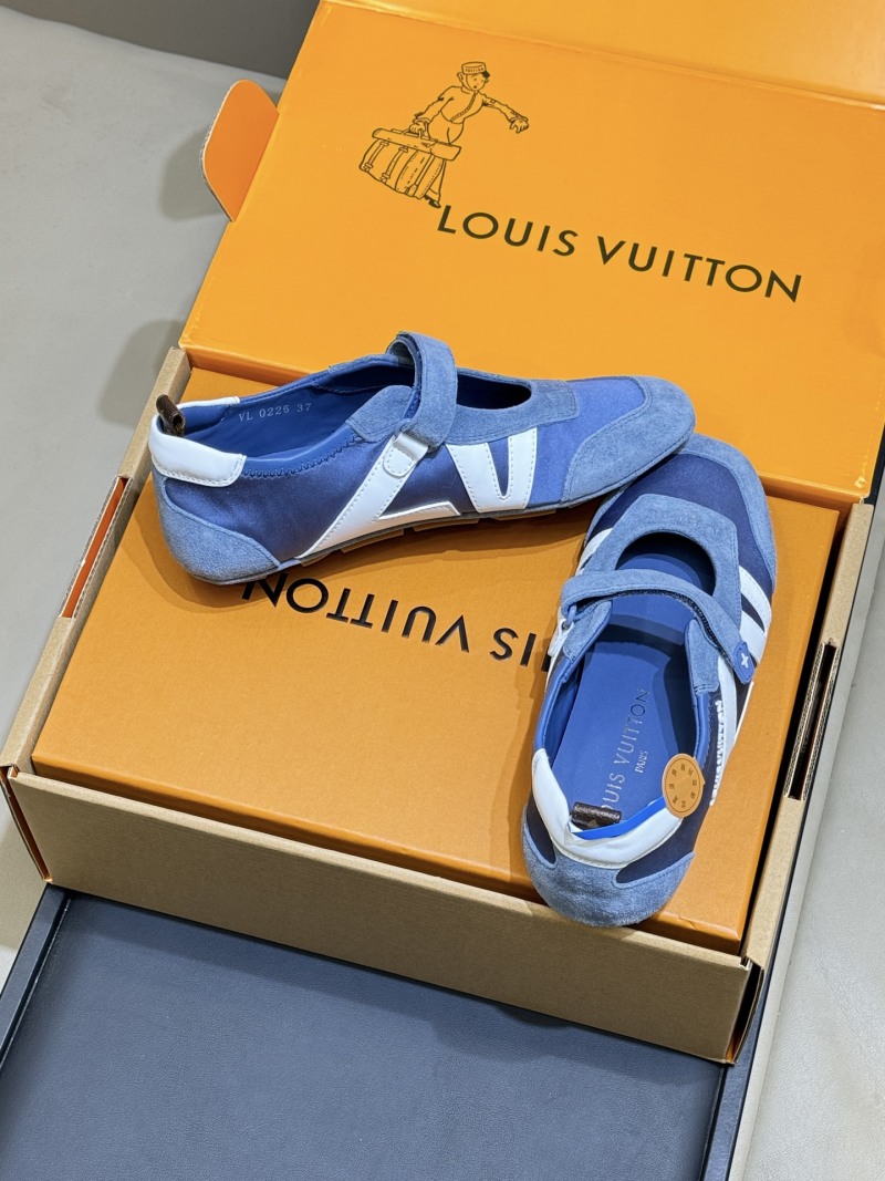 Женские слипоны Louis Vuitton с магнитной застежкой