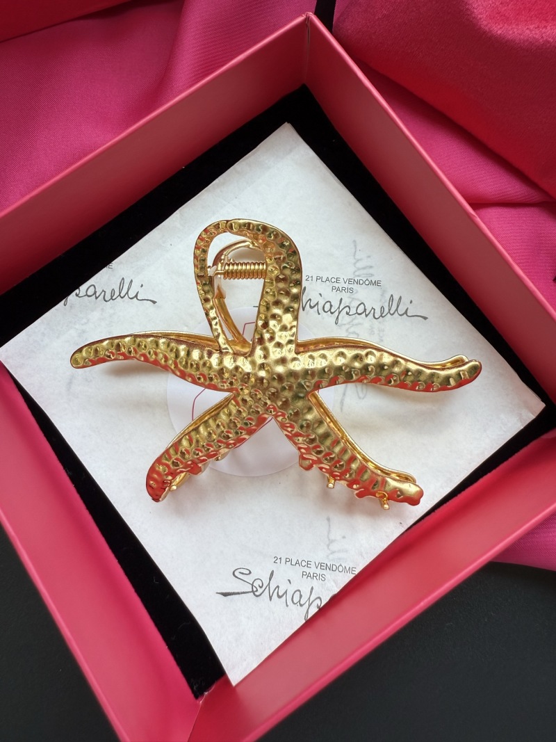 Брошь в виде осьминога Schiaparelli