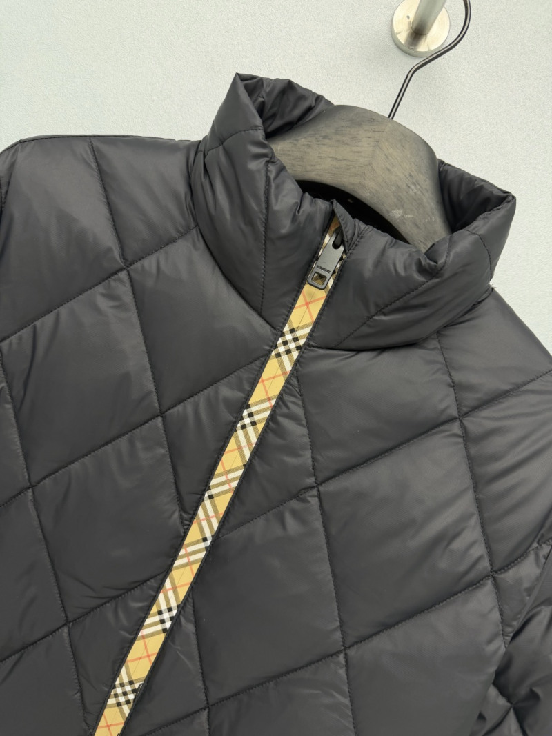 Пуховик Burberry