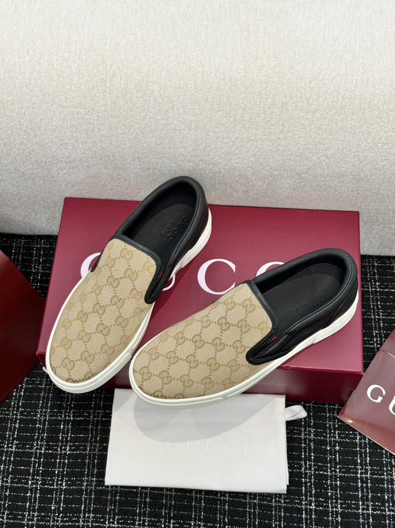 Мужские мокасины Gucci с классическим узором