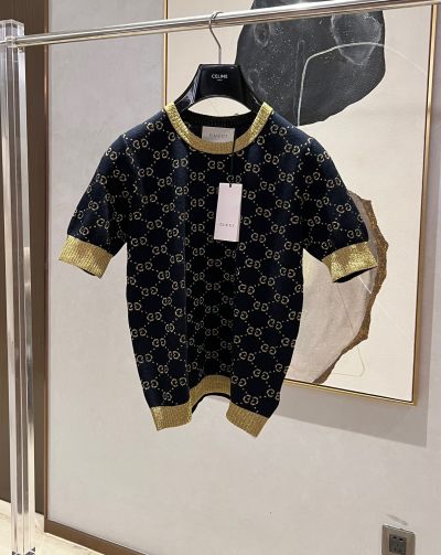 Свитер Gucci черный с узором