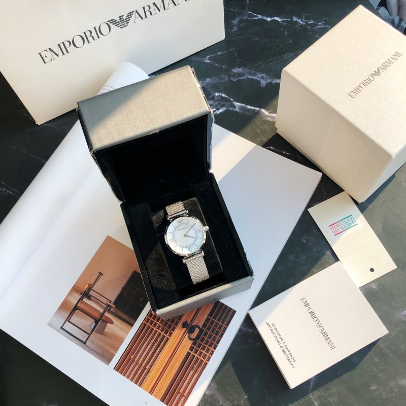 Часы Armani