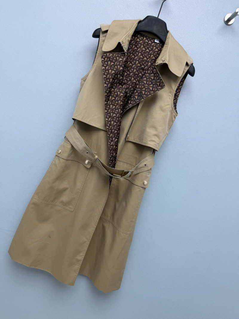 Жилет Burberry