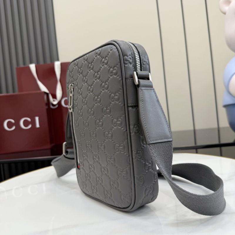 Сумка кросс-боди Gucci с монограммой