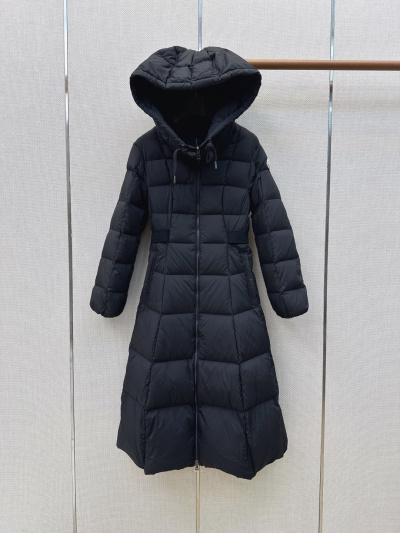 Пуховик Moncler
