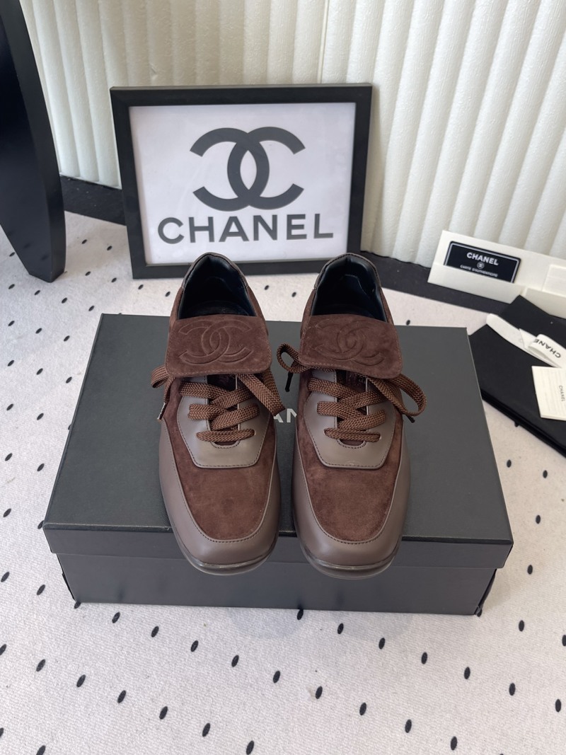 Женские кроссовки Chanel в коричневых тонах