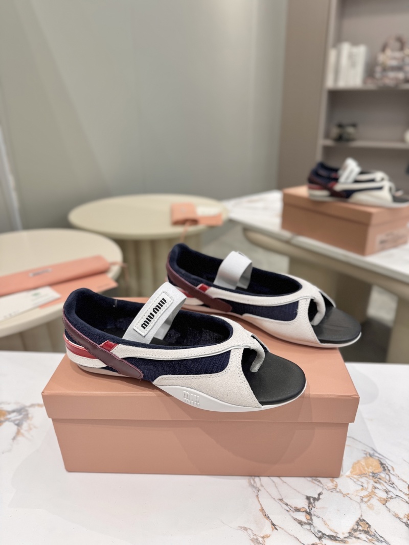 Мюли Miu Miu с ремешком на пальцах