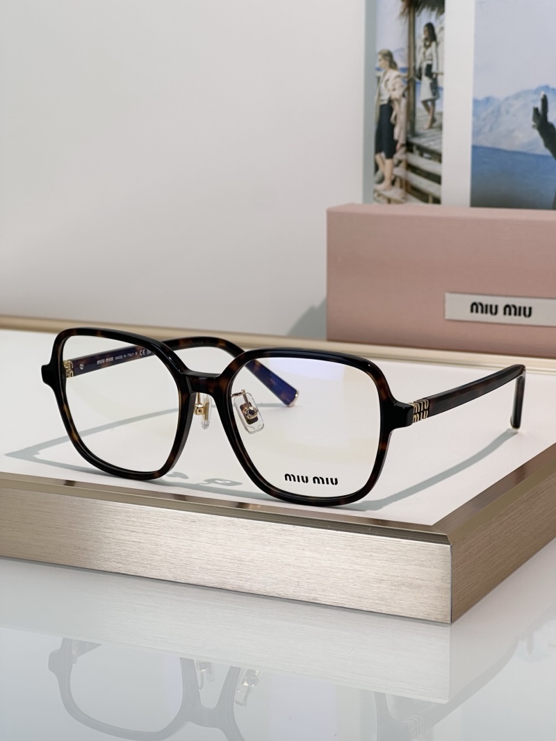 Очки Miu Miu VMU06W