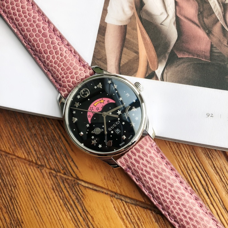 Часы Gucci