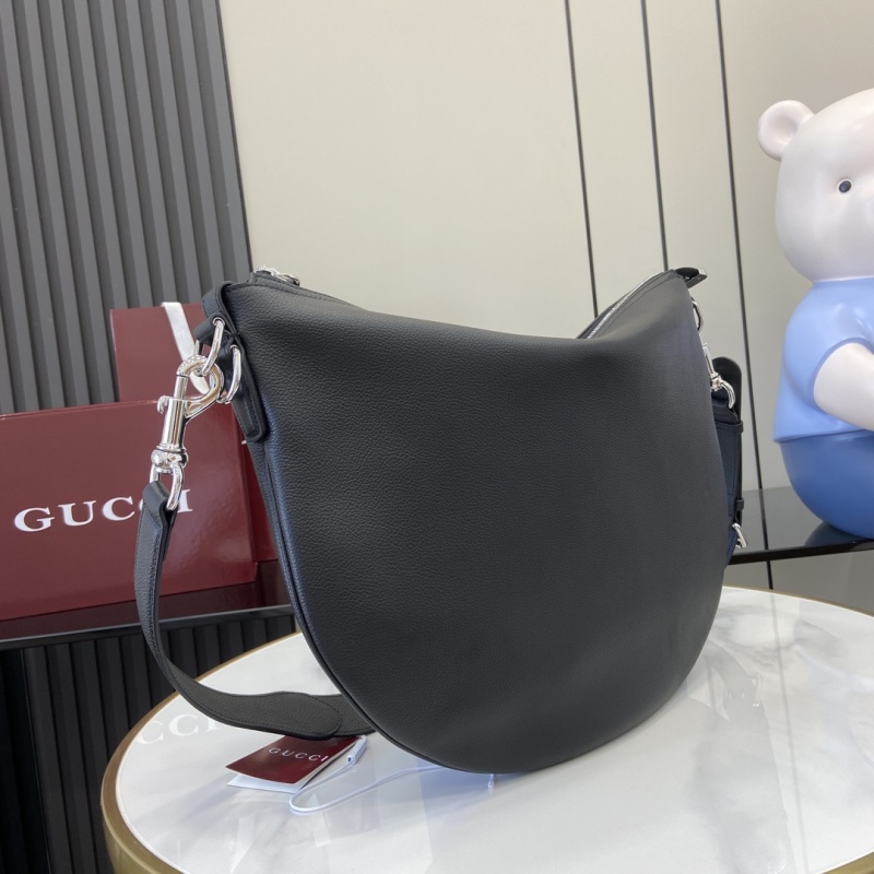Черная кожаная сумка Gucci
