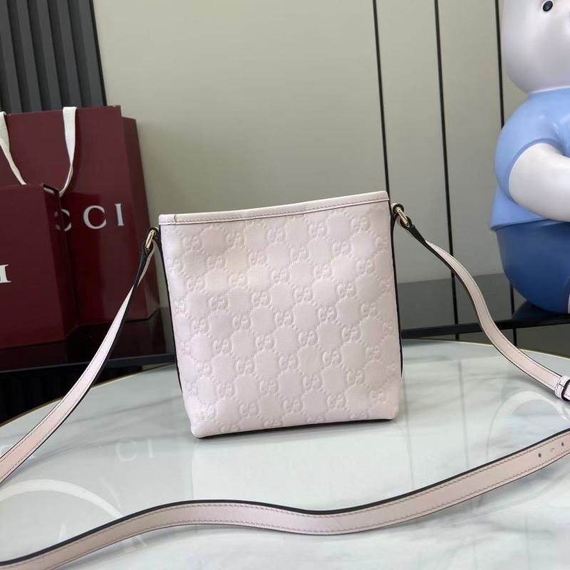 Сумка Gucci розовая с монограммой