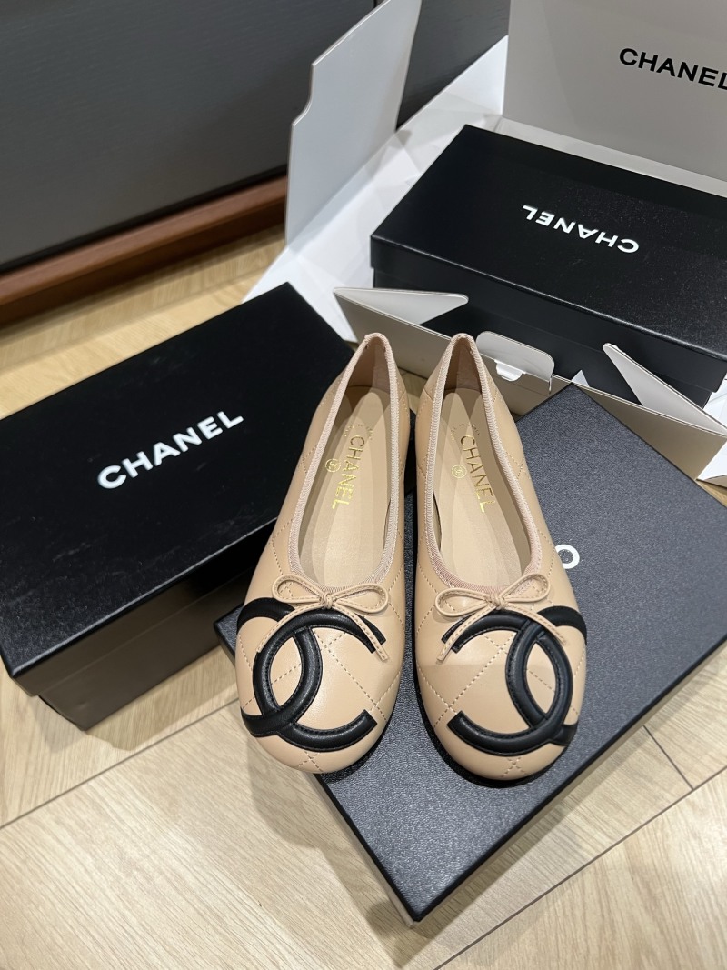 Балетки женские бежевые с вышивкой Chanel