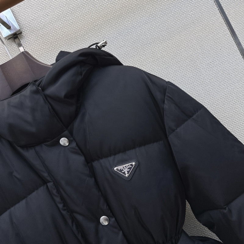 Пуховик Prada