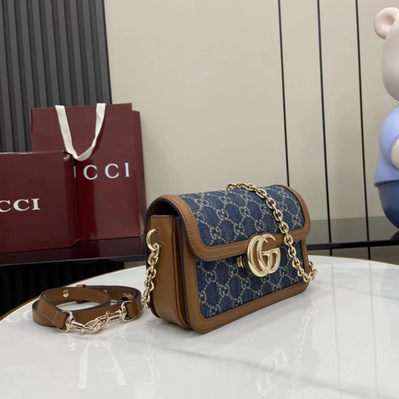 Сумка Gucci с цепочкой и принтом GG