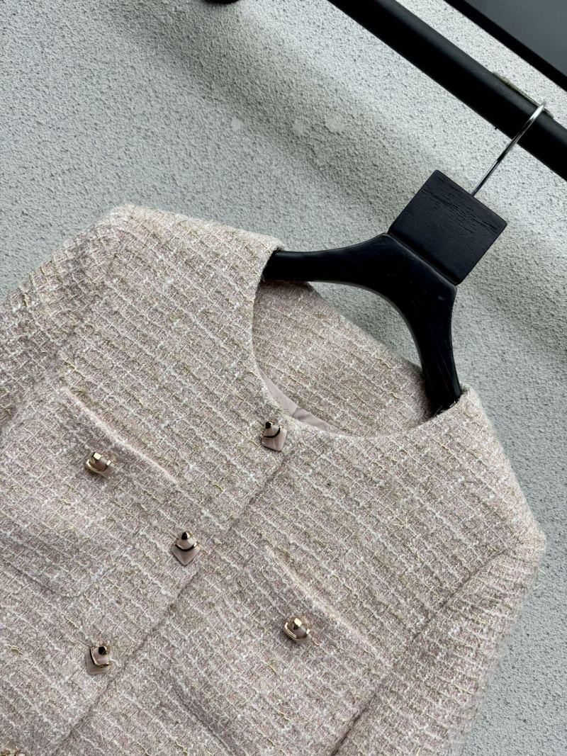 Костюм Chanel