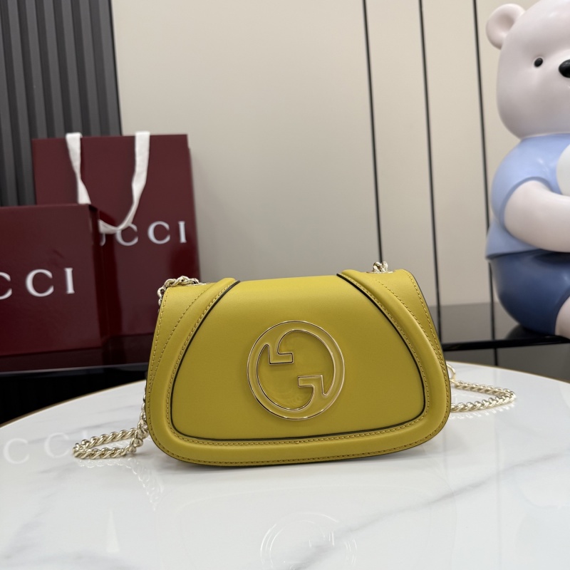 Желтая сумка Gucci с цепочкой