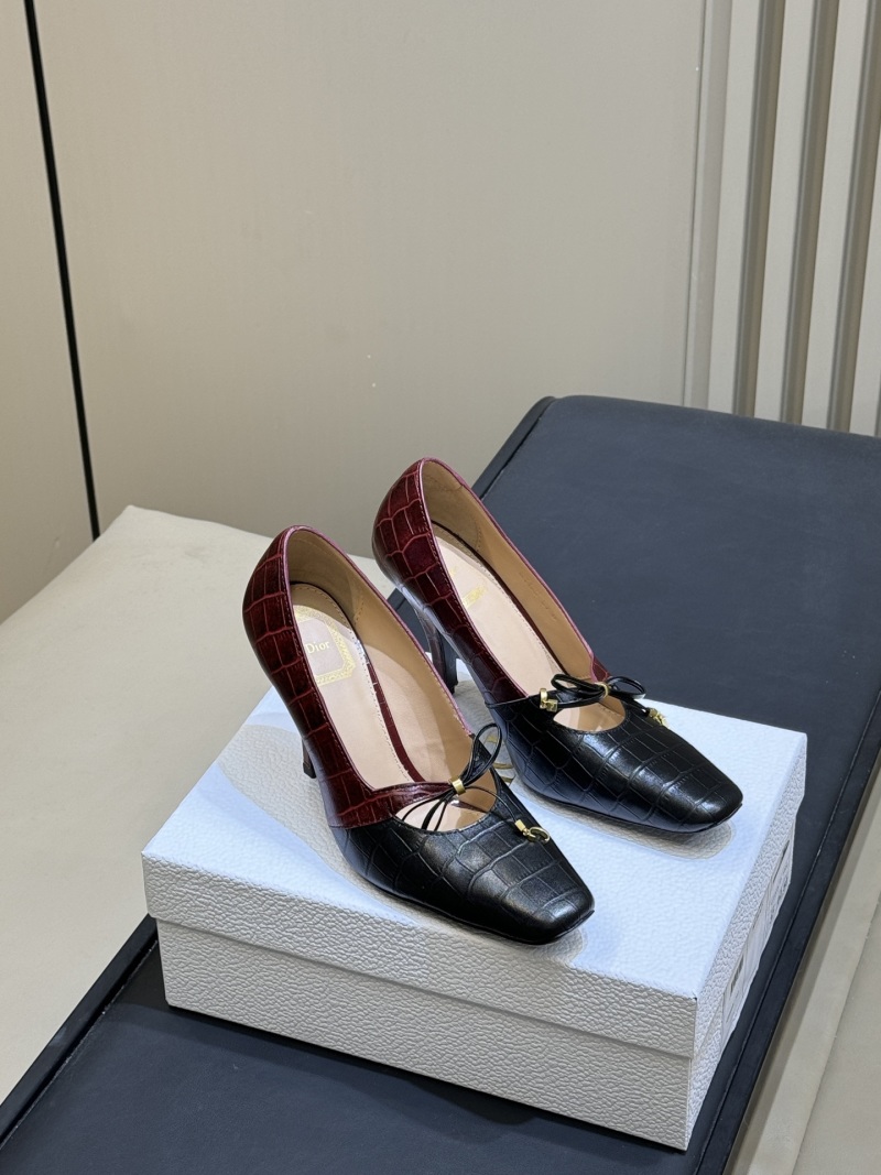 Женские туфли-лодочки с квадратным носком и ремешком Dior