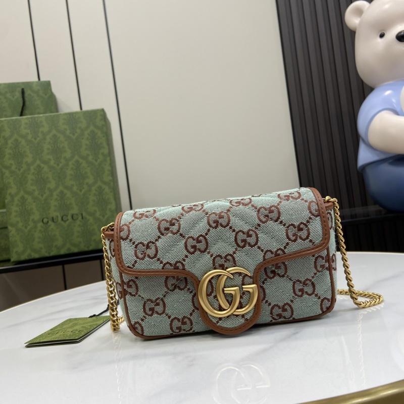 Сумка Gucci с цепочкой и принтом GG