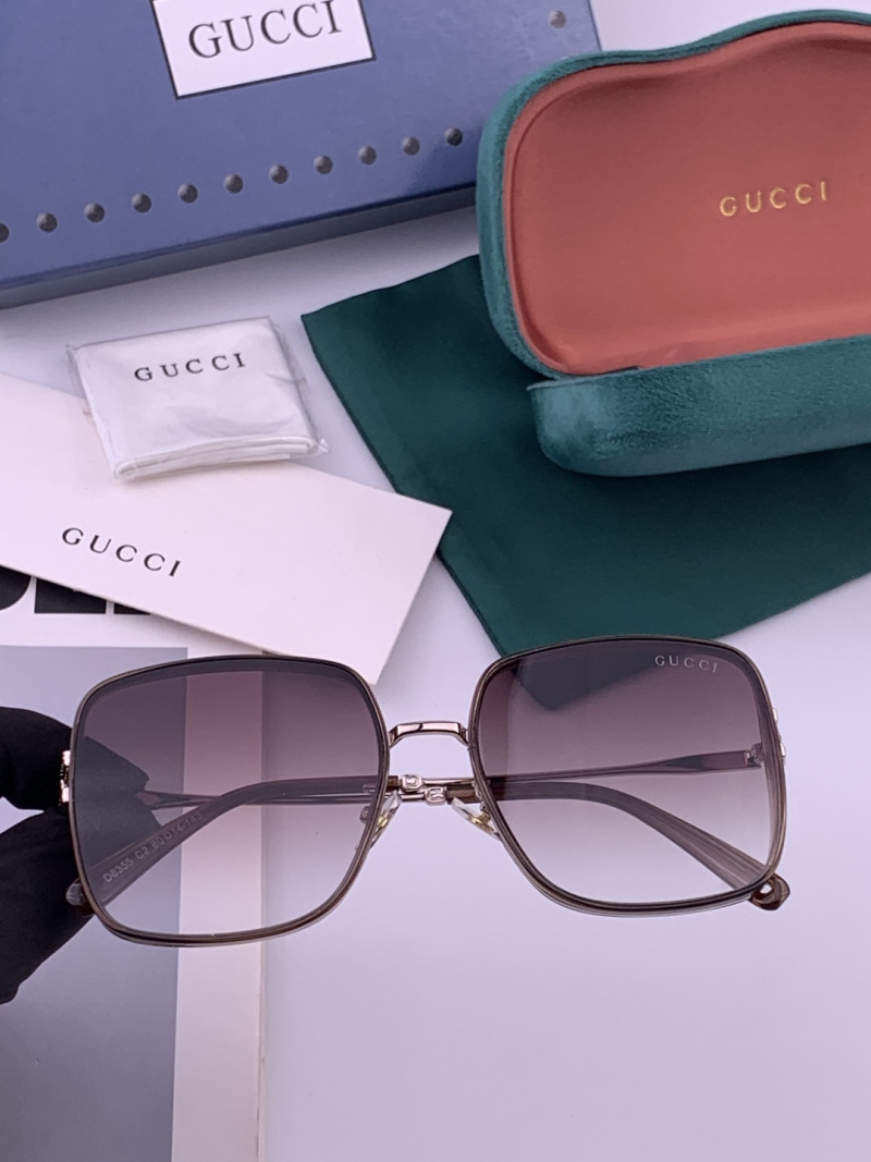 Солнцезащитные очки Gucci модель G5635 в круглой оправе с поляризацией