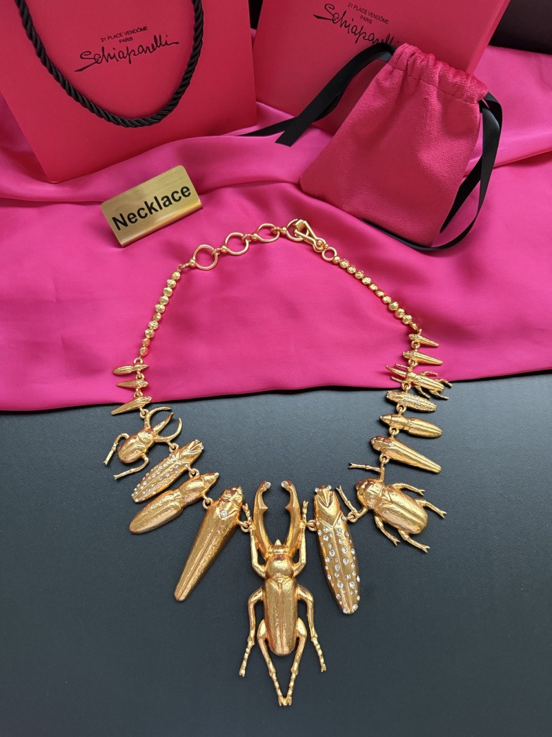 Золотистое колье с бабочками и жуками Schiaparelli