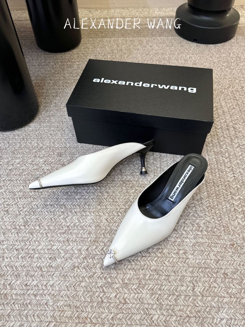 Мюли женские Alexander Wang белые с камнем