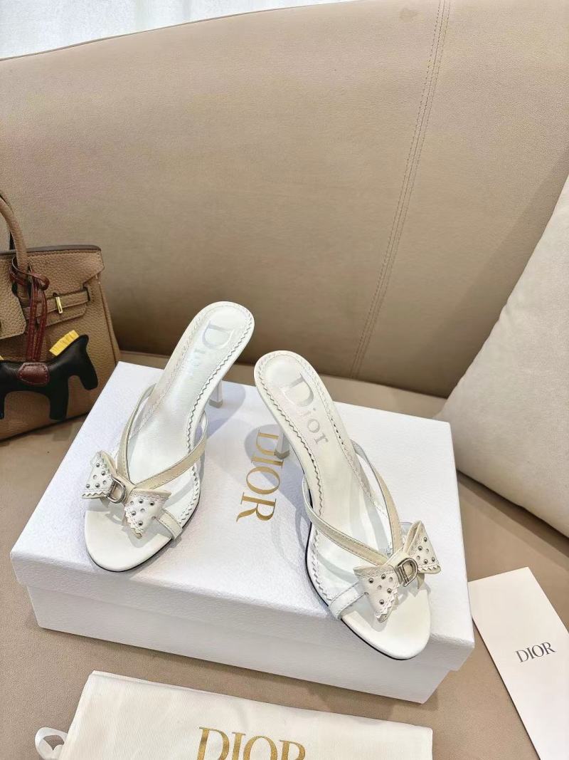 Женские мюли Dior с бантом и заклепками