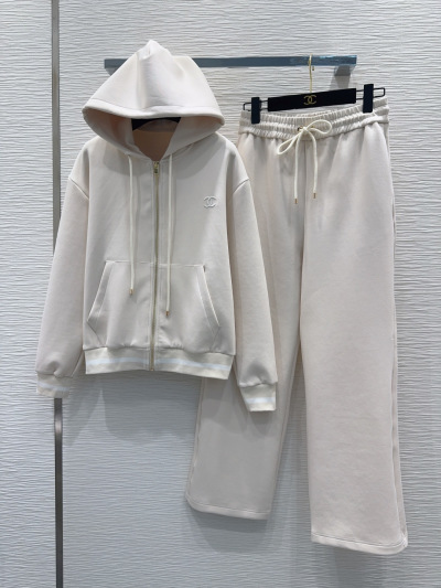 Спортивный костюм Chanel