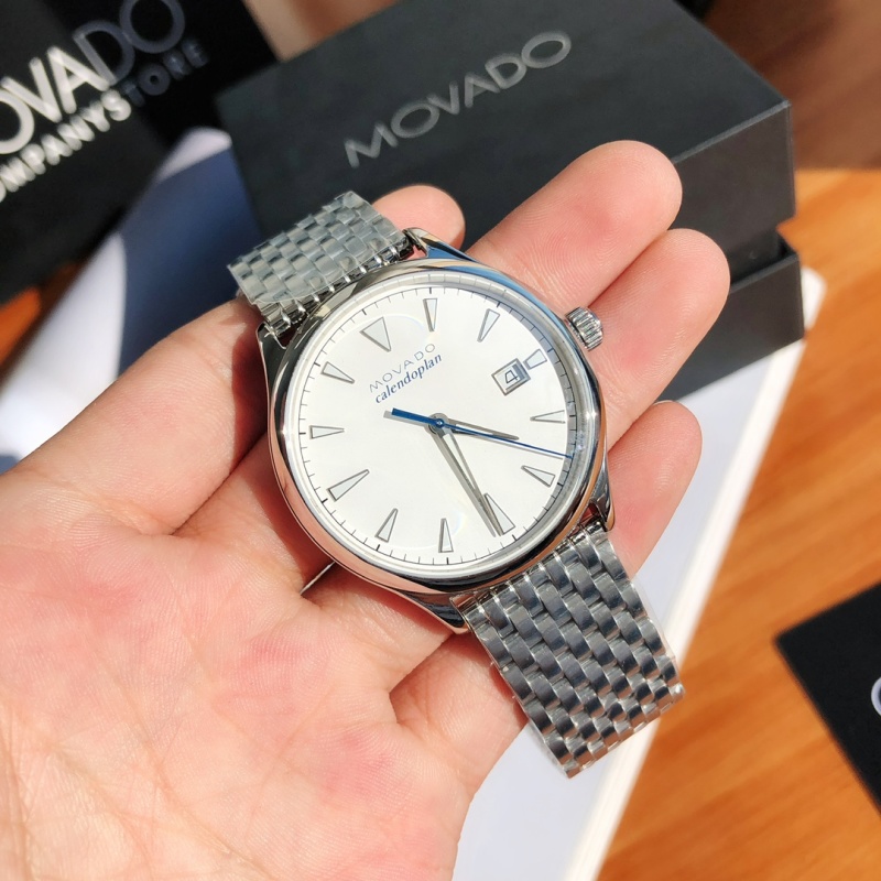 Часы Movado