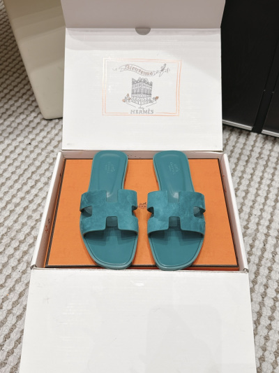 Шлёпанцы Hermès
