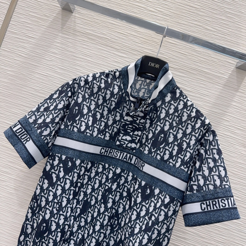 Костюм Dior с монограммой