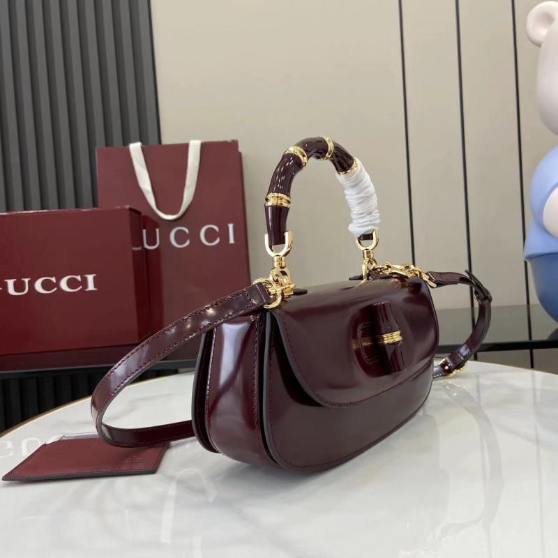 Сумка Gucci с бамбуковой ручкой