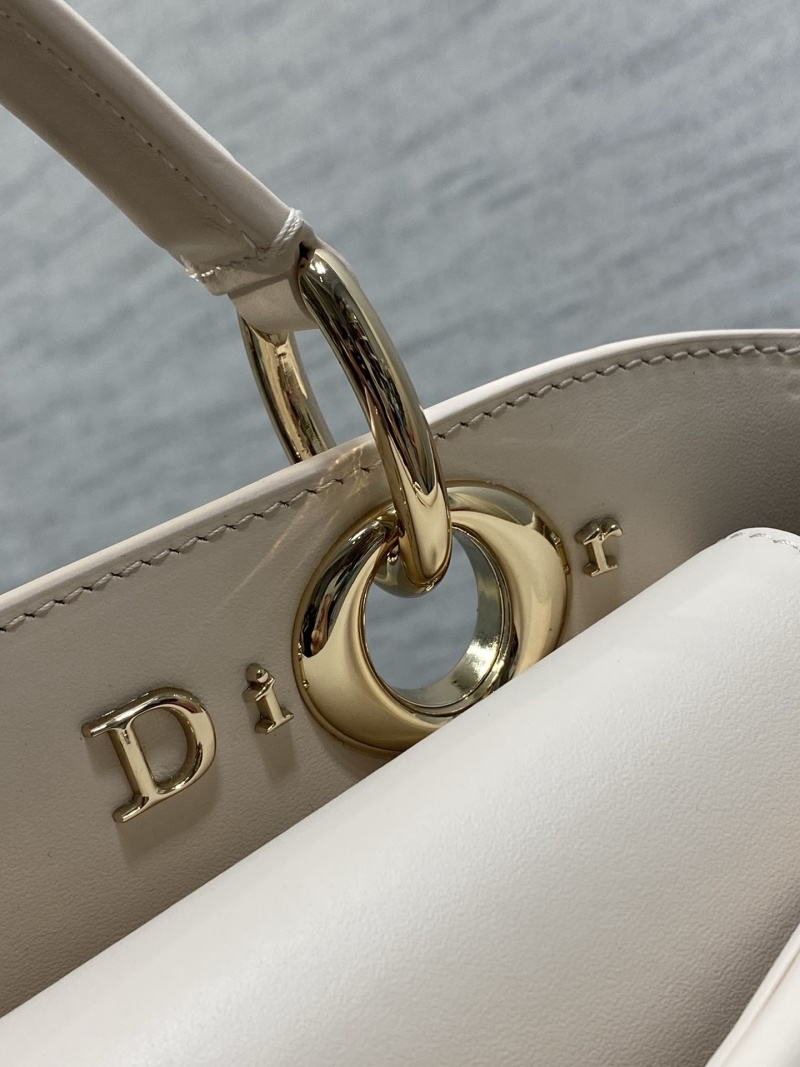 Сумка Dior с бантом и ручками
