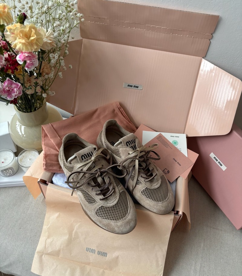 Женские кроссовки с сетчатым верхом Miu Miu