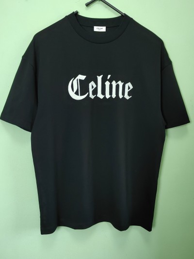 Футболка Celine с готическим принтом