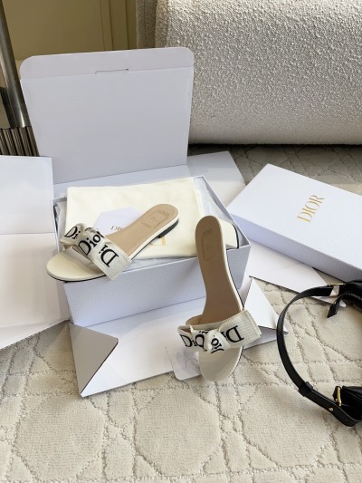 Шлёпанцы Dior