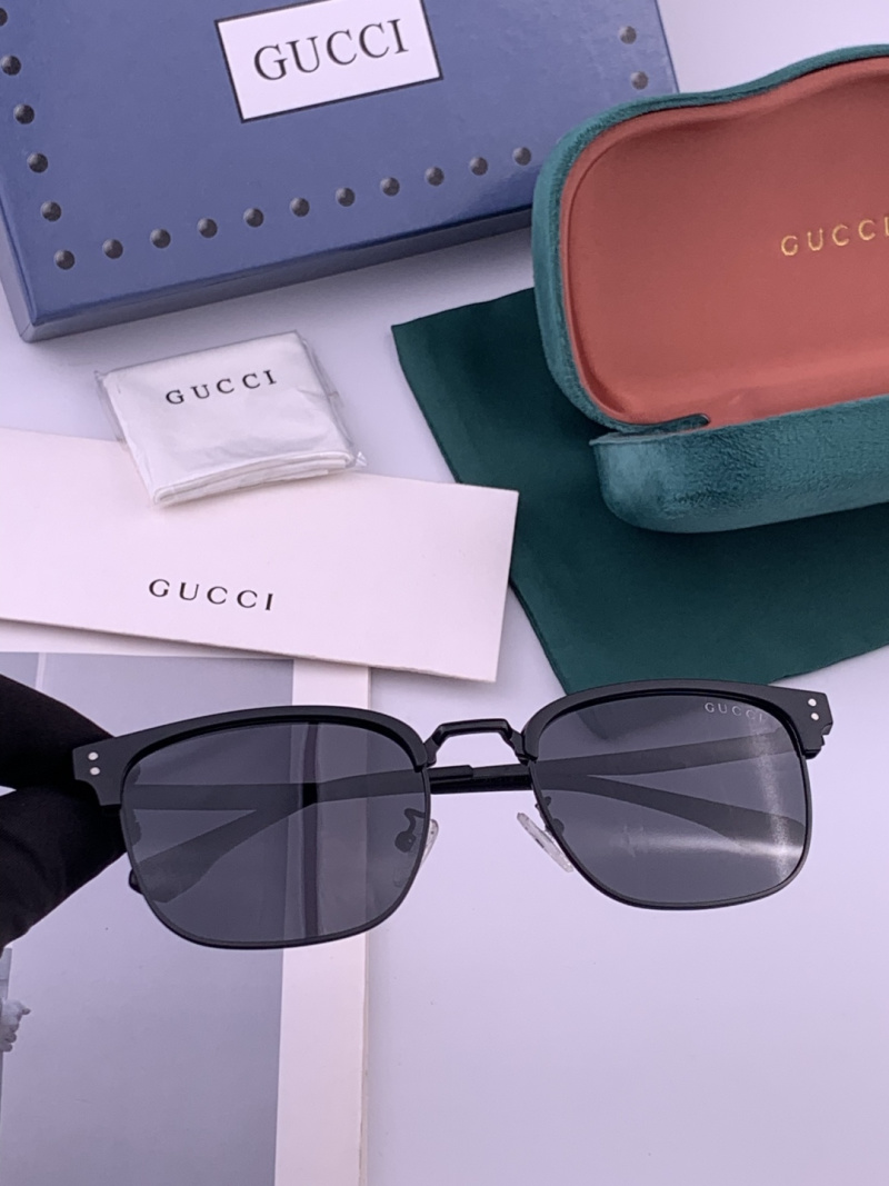 Очки Gucci