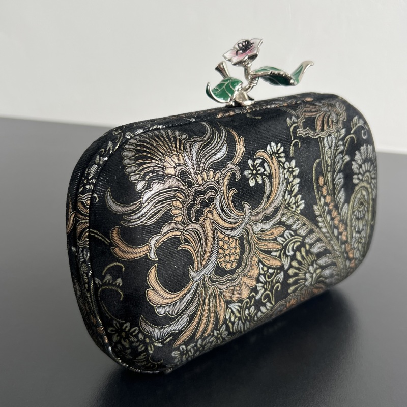 Сумка-клатч Bottega Veneta