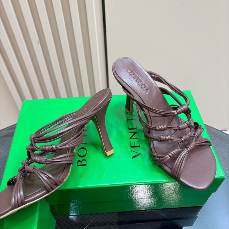 Босоножки Bottega Veneta женские, плетеные