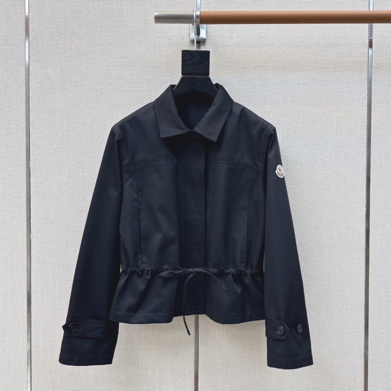 Женский короткий плащ Moncler