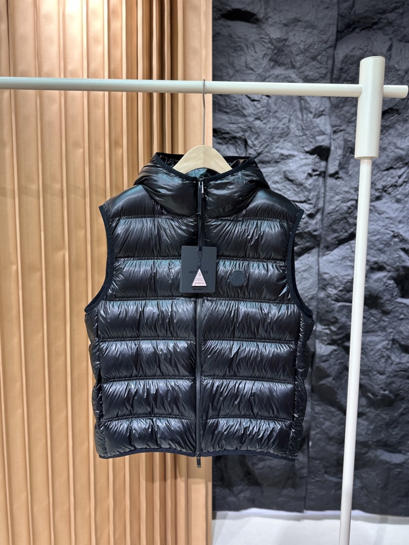Жилет Moncler