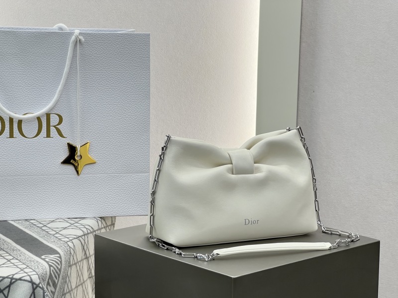 Сумка Dior Bow белого цвета