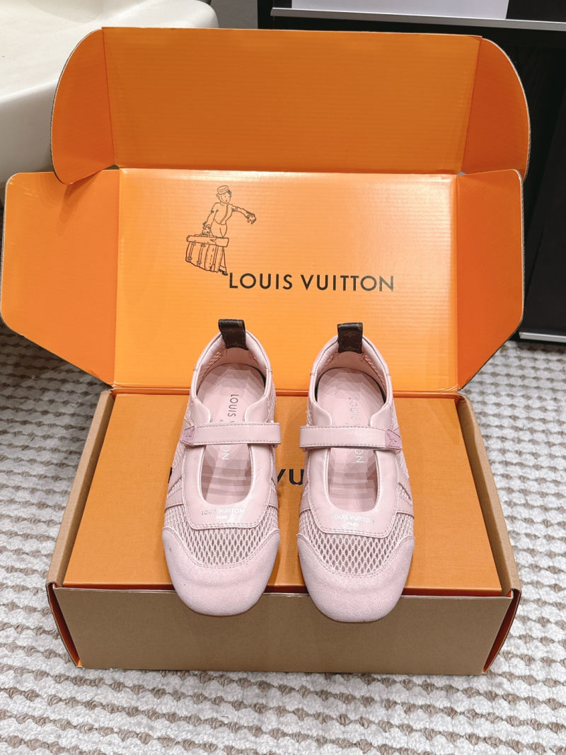 Балетки розовые с замшевой отделкой Louis Vuitton Sneakerina