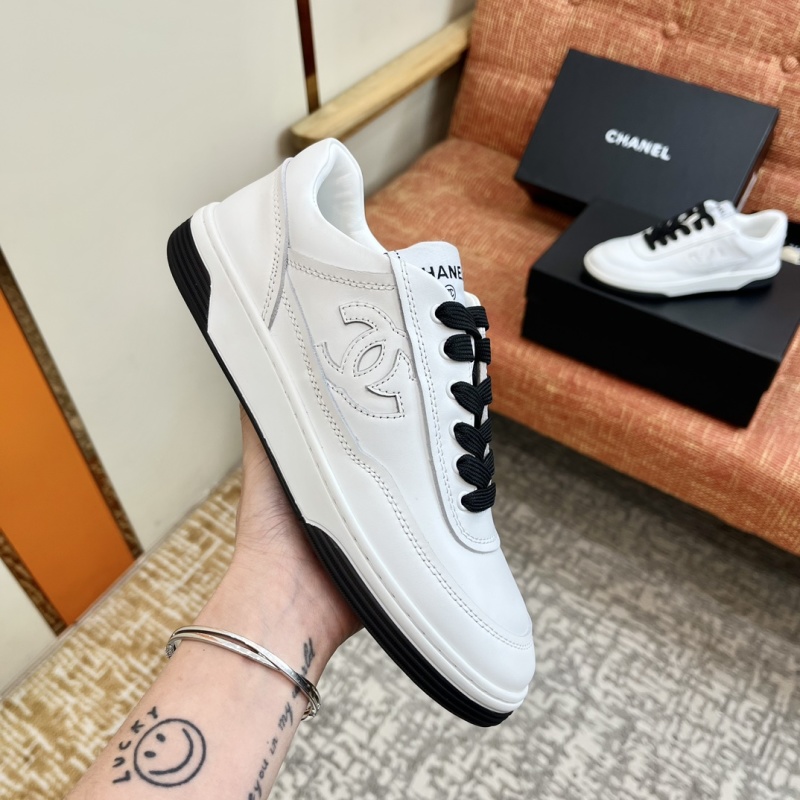 Женские кроссовки Chanel
