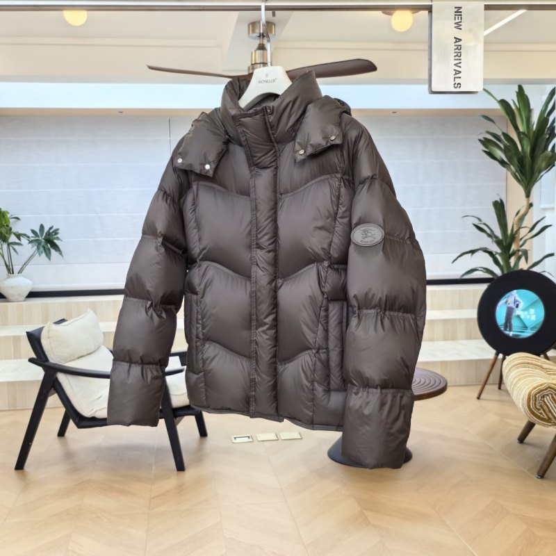 Пуховик Burberry