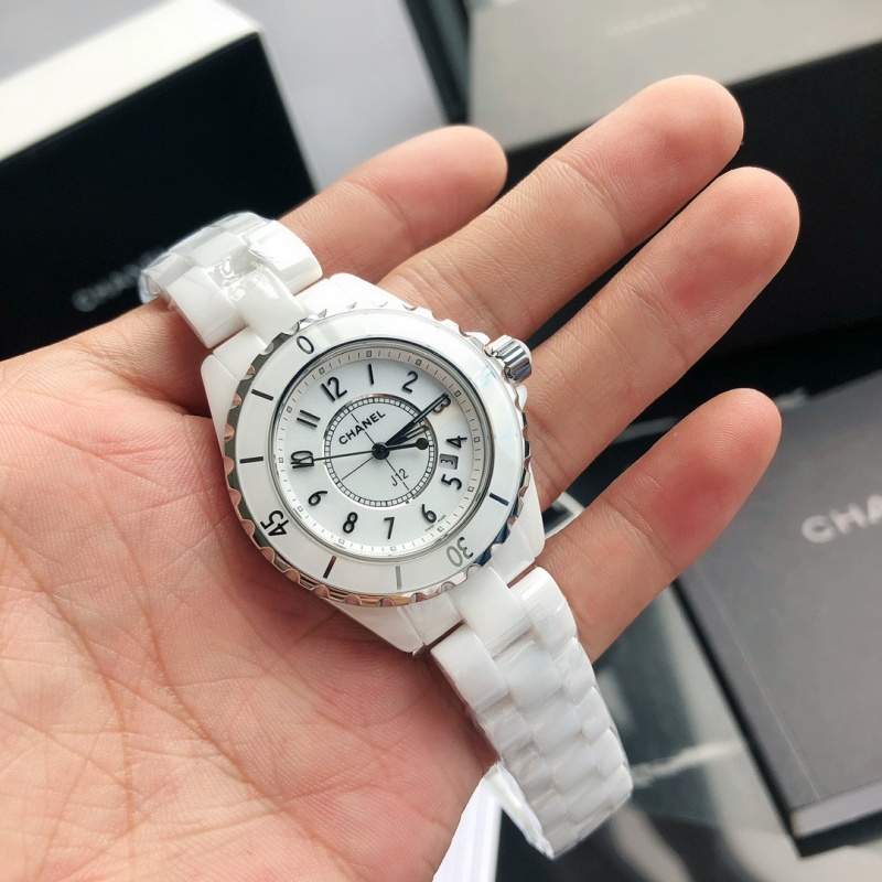 Часы Chanel