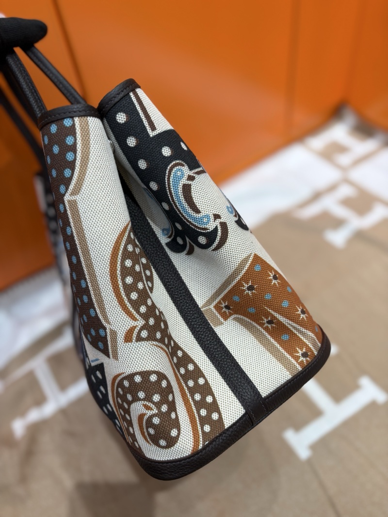 Сумка с цветочным принтом Hermès
