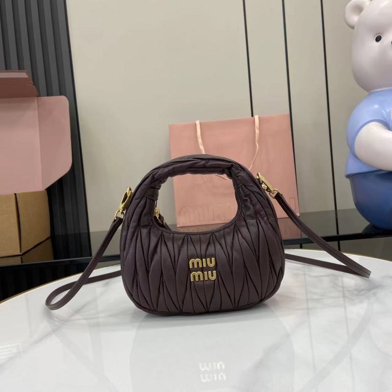 Сумка Miu Miu коричневый