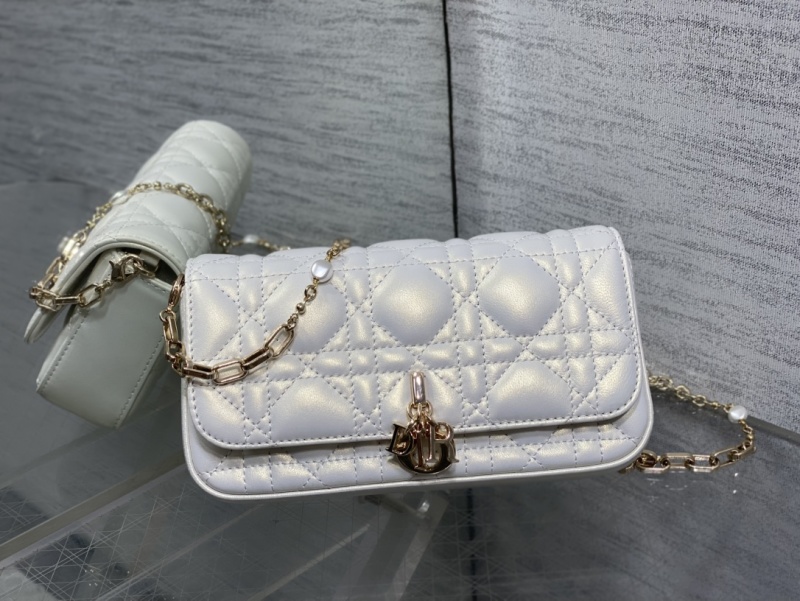 Женская сумка Dior белый